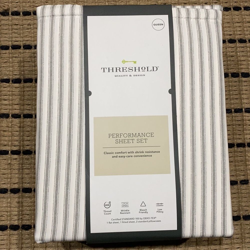400 Thread Count Ticking Pattern Performance Sheet Set - Threshold - Picture 5 of 7